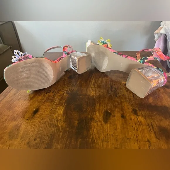 Betsey Johnson cinthia Pink Floral Beaded Ankle-Strap Sandals - Picture 4 of 5